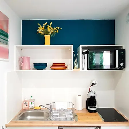 Joli Studio Renove En Bord De Mer Bormes-les-Mimosas